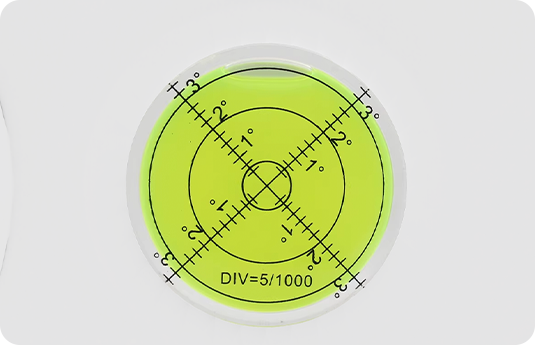 Built-In Leveling Gauge